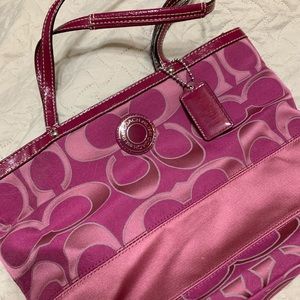 A beautiful, gently used Coach Purse.